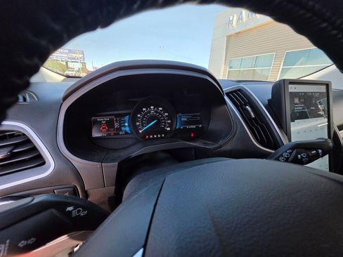 Used 2024 Ford Edge SEL w/ Convenience Package AWD/4WD image 13