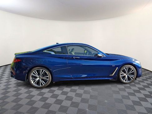 Used 2020 INFINITI Q60 3.0t Luxe w/ Essential Package AWD/4WD image 7