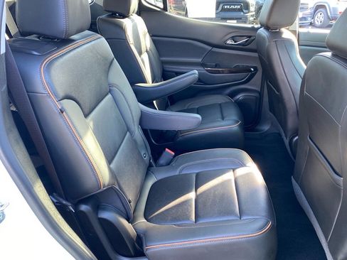 Used 2023 GMC Acadia AT4 w/ Technology Package image 26
