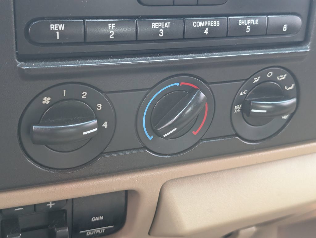 Used 2006 Ford F350 XLT AWD/4WD image 18