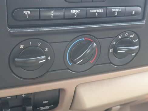 Used 2006 Ford F350 XLT AWD/4WD image 18