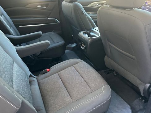 Certified 2024 Chevrolet Traverse LT image 20