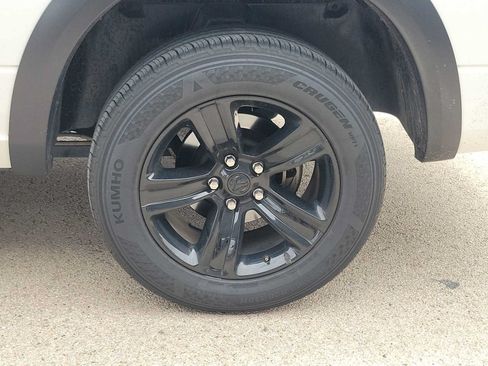 Used 2024 RAM 1500 Warlock RWD image 12