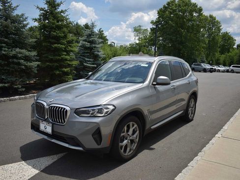 Used 2024 BMW X3 xDrive30i w/ Premium Package AWD/4WD image 3