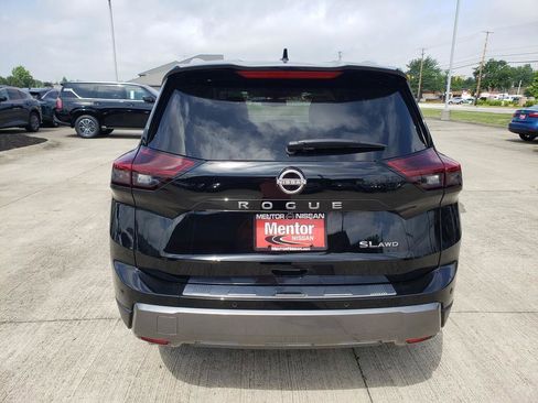 Certified 2024 Nissan Rogue SL image 6