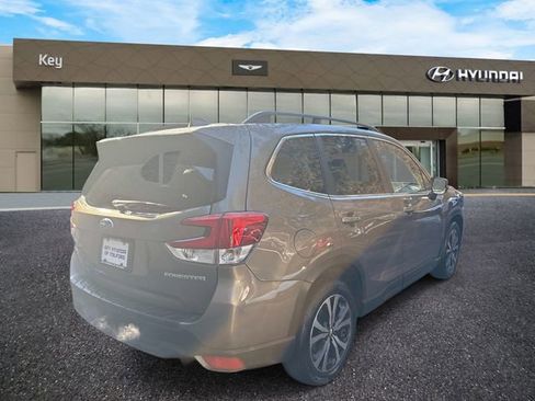 Used 2020 Subaru Forester Limited image 6