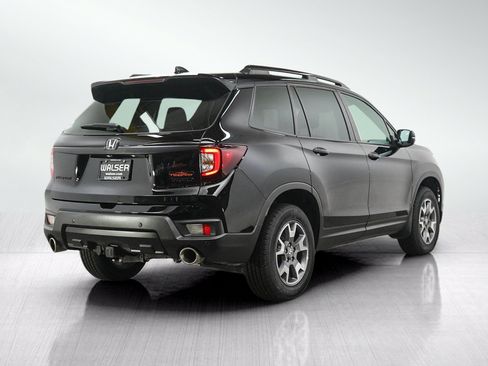Used 2023 Honda Passport TrailSport image 5