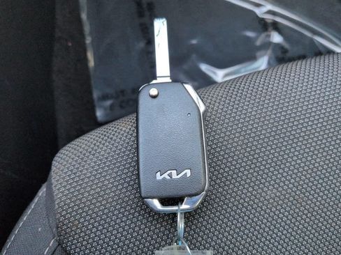Used 2023 Kia Forte LXS w/ LXS Technology Package FWD image 25