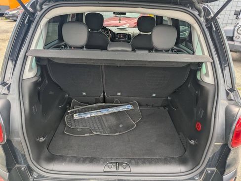 Used 2014 FIAT 500L Trekking w/ Popular Equipment Group FWD image 16