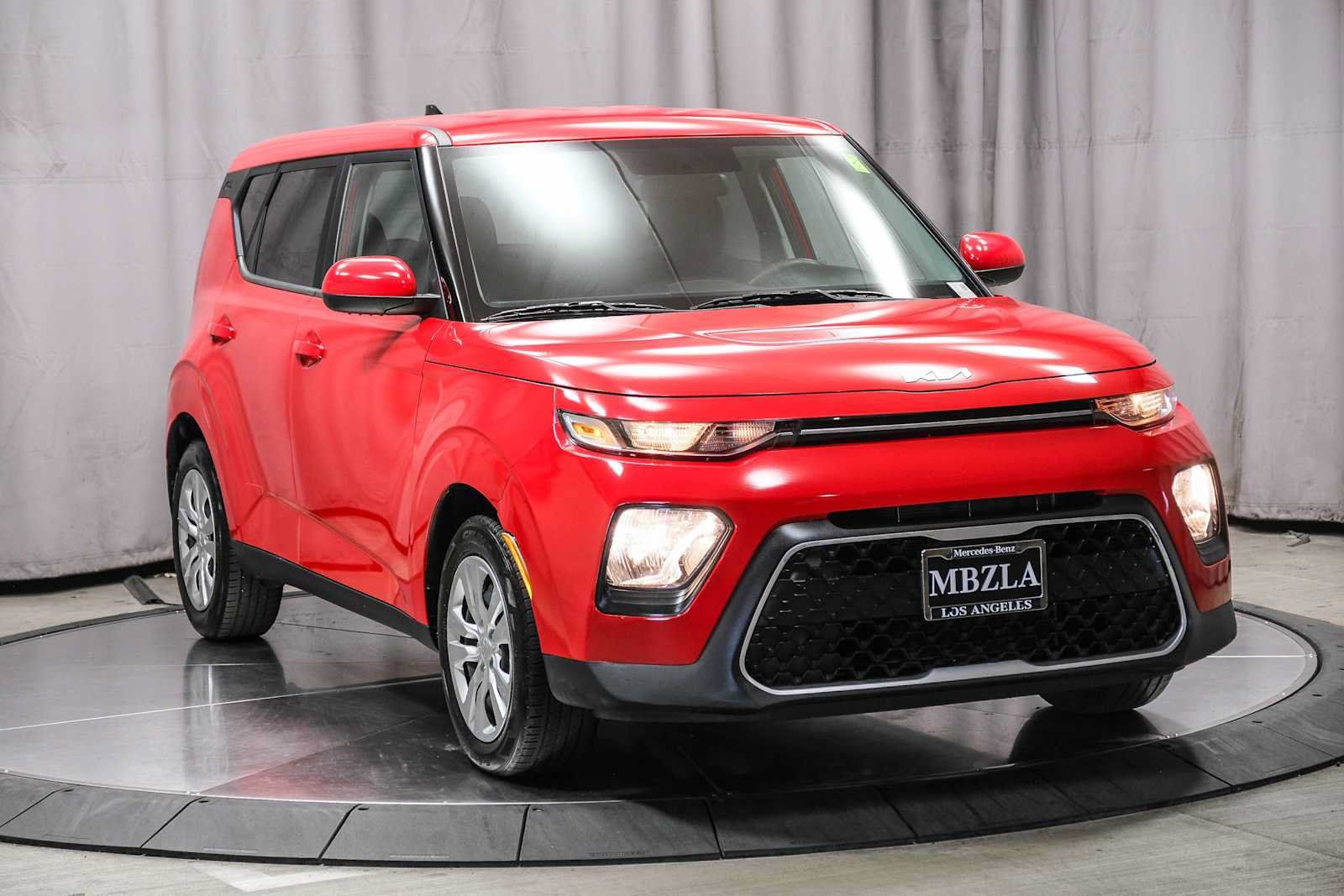 Used 2022 Kia Soul LX FWD image 5