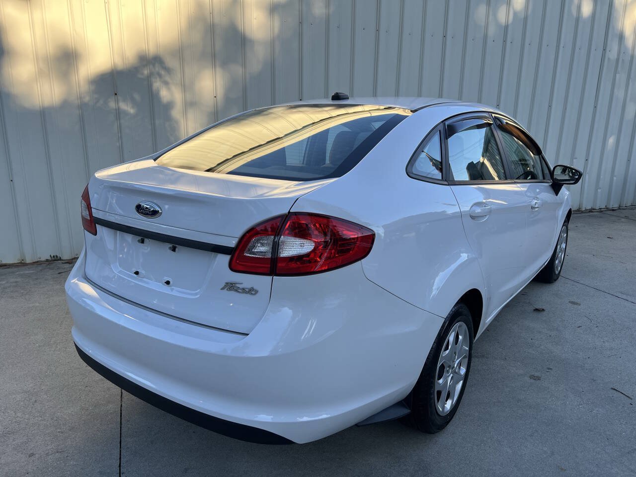 Used 2012 Ford Fiesta S FWD image 3