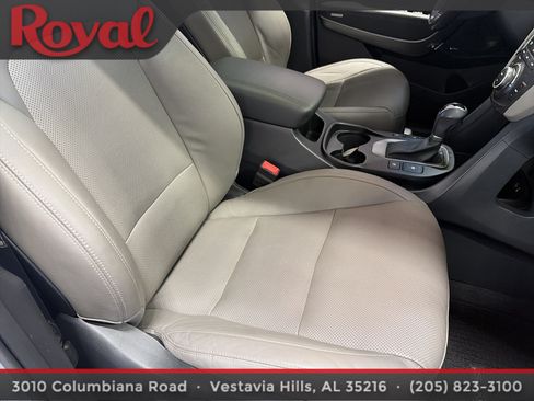 Used 2017 Hyundai Santa Fe Limited FWD image 8