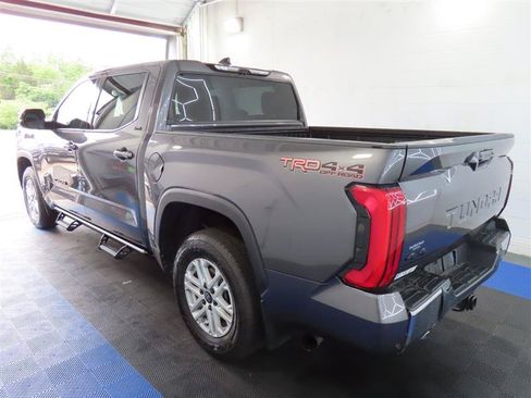 Used 2022 Toyota Tundra SR5 w/ TRD Off-Road Premium Package AWD/4WD image 10
