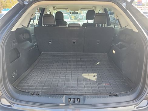 Used 2018 Ford Edge Titanium image 14