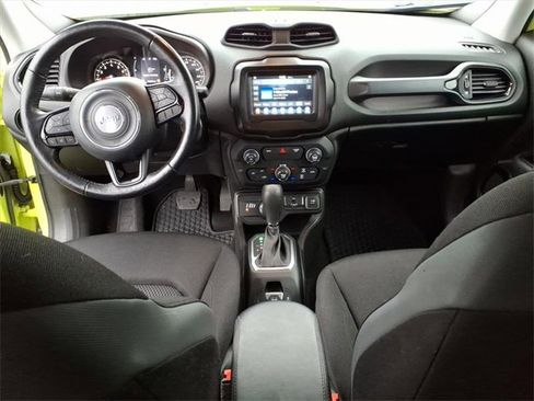 Used 2018 Jeep Renegade Altitude image 25