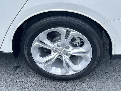 Used 2025 Honda Accord LX image 12