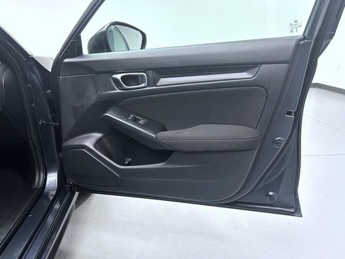 Used 2025 Honda Civic Sport image 16