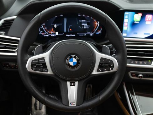 Used 2021 BMW X7 xDrive40i w/ M Sport Package AWD/4WD image 72