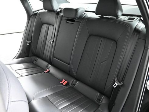 Used 2024 Audi A6 Premium Plus image 16