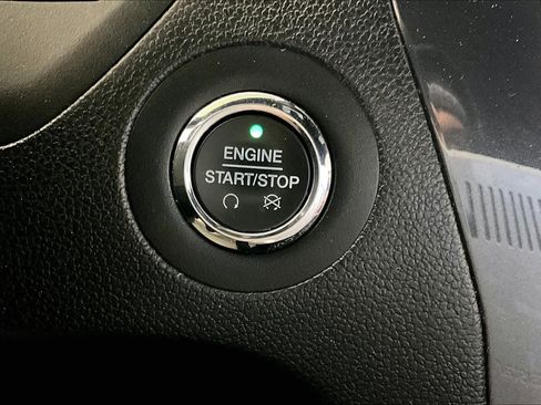 Used 2018 Ford Explorer Limited w/ Equipment Group 301A image 34