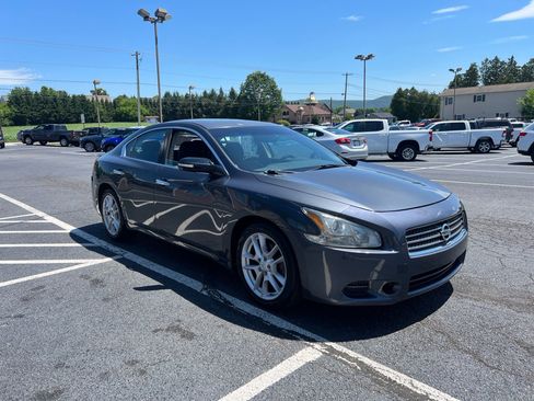 Used 2010 Nissan Maxima 3.5 S FWD image 7