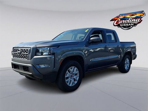 Used 2023 Nissan Frontier SV w/ SV Convenience Package RWD image 3