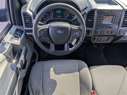 Used 2017 Ford F150 XLT image 13