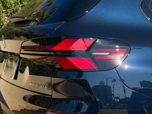 New 2026 BMW X5 xDrive50e w/ M Sport Package image 7