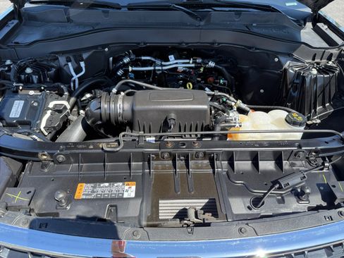 Used 2023 Ford Explorer XLT w/ Equipment Group 202A image 20