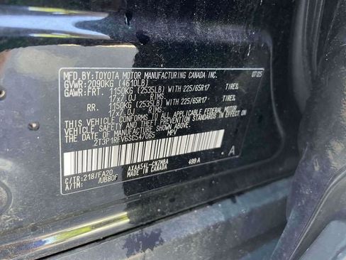 Certified 2025 Toyota RAV4 XLE AWD/4WD image 21
