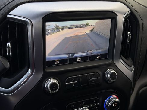 Used 2021 GMC Sierra 1500 SLT AWD/4WD image 19