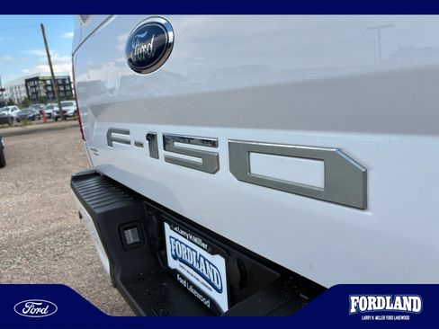 Used 2020 Ford F150 XLT w/ Equipment Group 302A Luxury AWD/4WD image 24