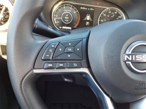 New 2025 Nissan Versa SV image 9