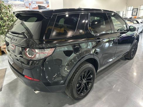 Used 2019 Land Rover Discovery Sport HSE AWD/4WD image 2