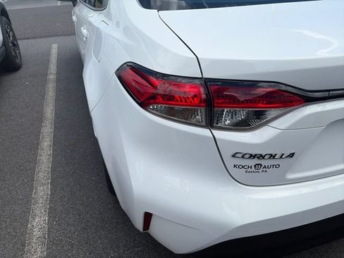 Certified 2026 Toyota Corolla LE FWD image 9