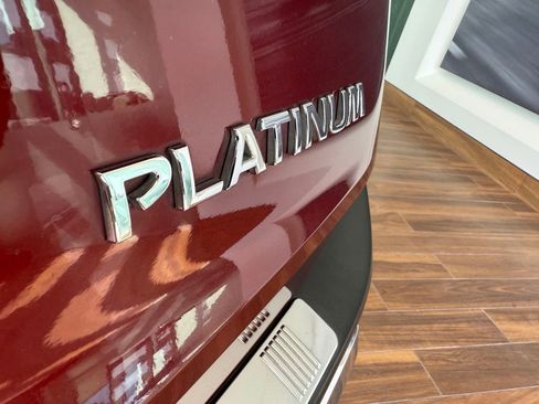 Used 2021 Nissan Rogue Platinum image 24