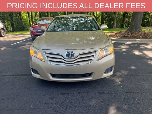 Used 2011 Toyota Camry FWD image 2