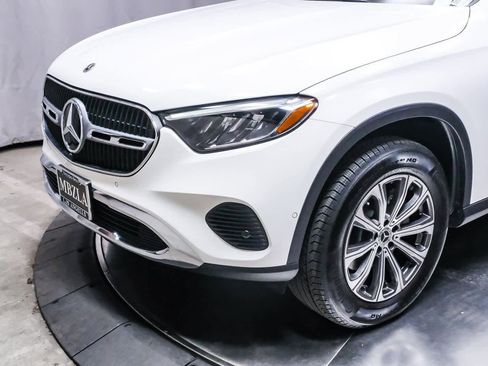 Certified 2025 Mercedes-Benz GLC 300 image 12