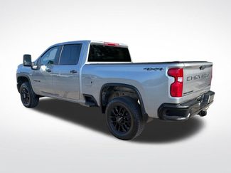 Used 2025 Chevrolet Silverado 2500 Custom w/ Custom Value Package AWD/4WD video 3