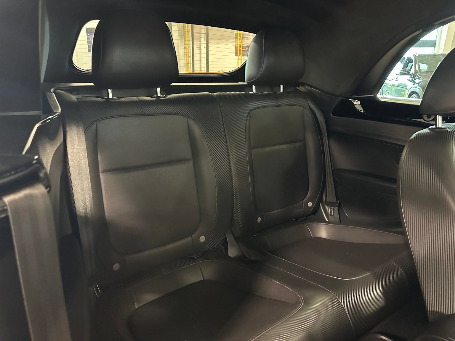 Used 2018 Volkswagen Beetle 2.0T SE FWD image 35