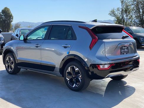 New 2026 Kia Niro Wind FWD image 6