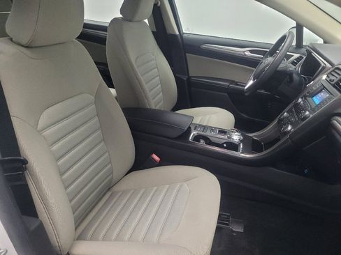 Used 2018 Ford Fusion S image 21