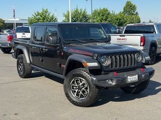 Used 2024 Jeep Gladiator Rubicon w/ Convenience Group AWD/4WD video 2