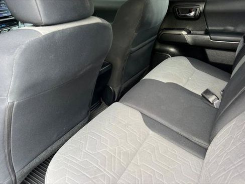 Certified 2022 Toyota Tacoma TRD Off-Road w/ Black Out Package (TMS) image 4