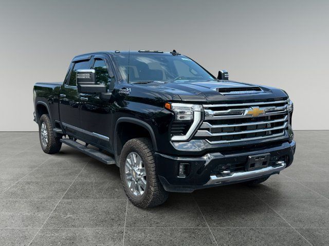 Certified 2024 Chevrolet Silverado 3500 High Country w/ High Country Premium Package AWD/4WD image 7