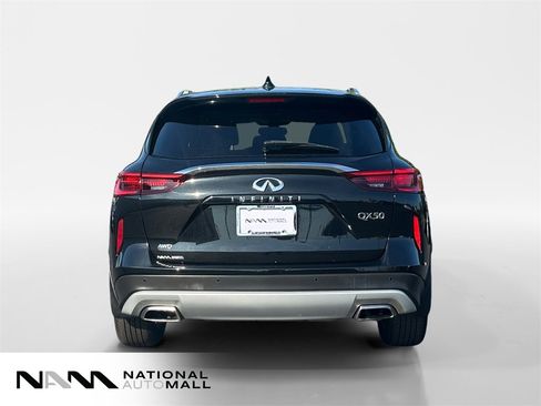 Used 2021 INFINITI QX50 Luxe w/ Cargo Package image 4