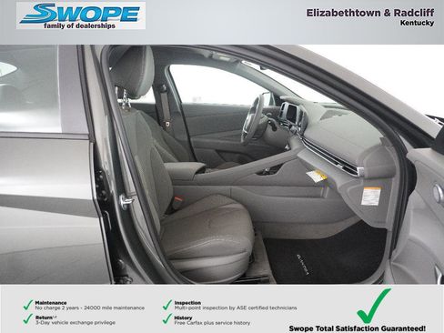 New 2026 Hyundai Elantra Blue image 10