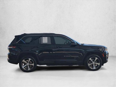 Used 2023 Jeep Grand Cherokee 4WD 4xe image 4
