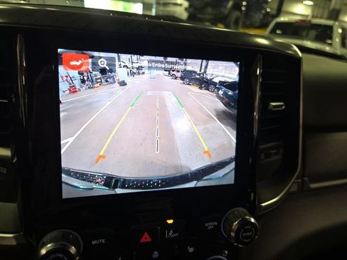 Used 2025 RAM 1500 Big Horn AWD/4WD image 16