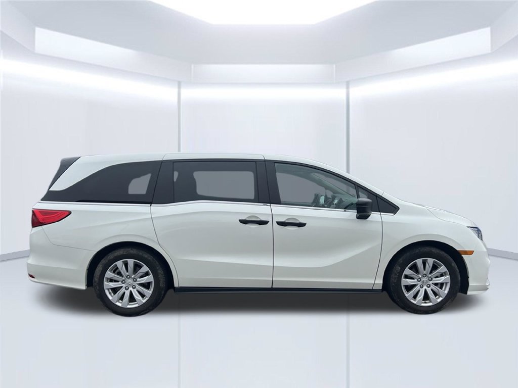 Used 2019 Honda Odyssey LX image 2